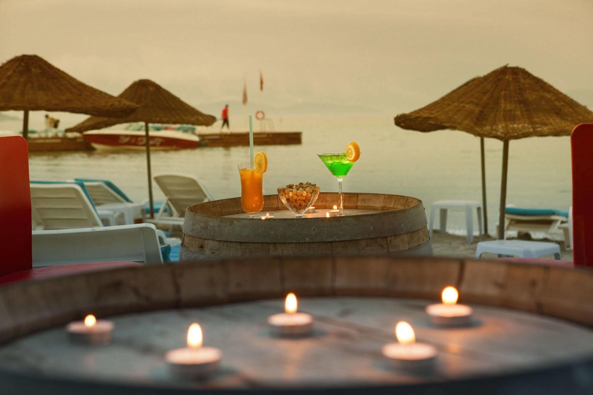A 11 Hotel Cesme Exterior photo