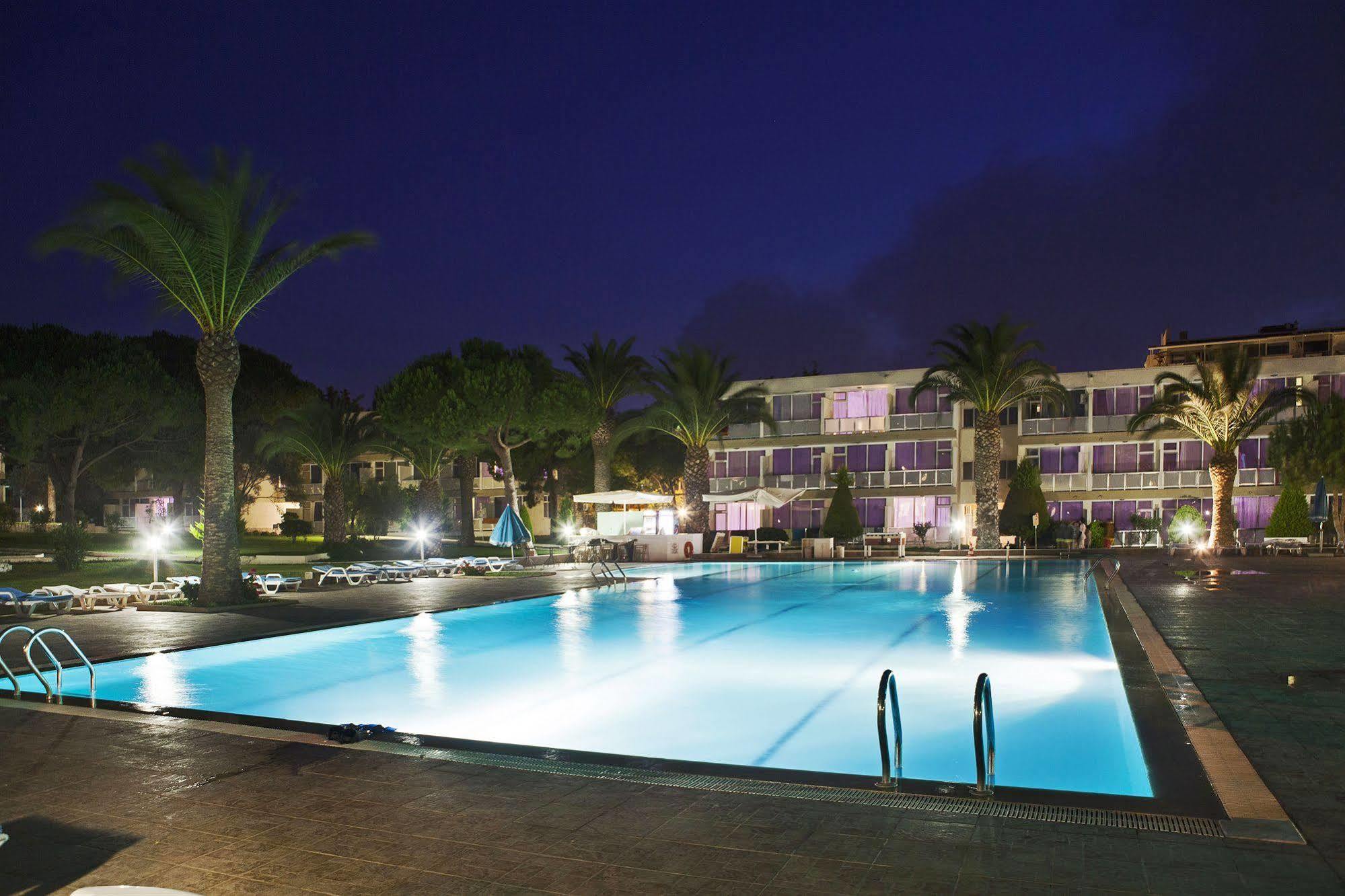 A 11 Hotel Cesme Exterior photo
