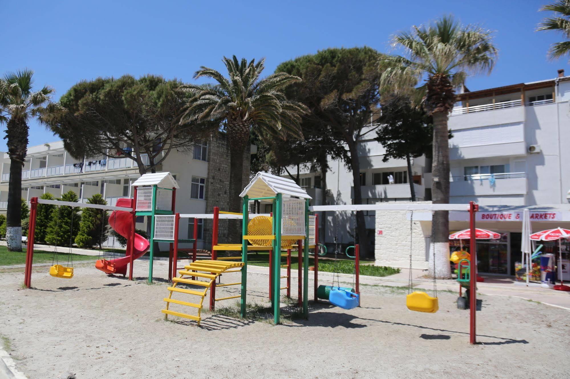 A 11 Hotel Cesme Exterior photo