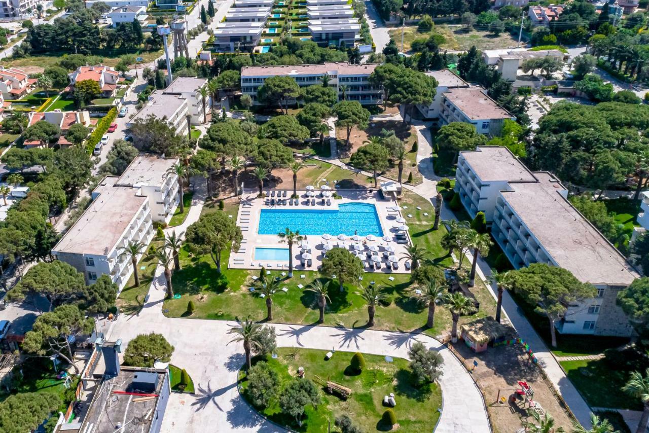 A 11 Hotel Cesme Exterior photo